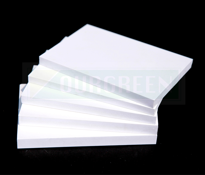 如何正確的去選購優(yōu)質(zhì)PVC發(fā)泡板呢？